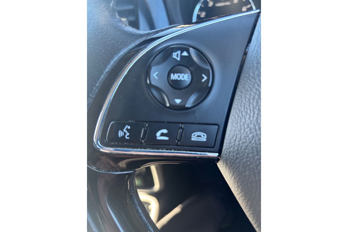 2021 Mitsubishi OUTLANDER ES ZL
