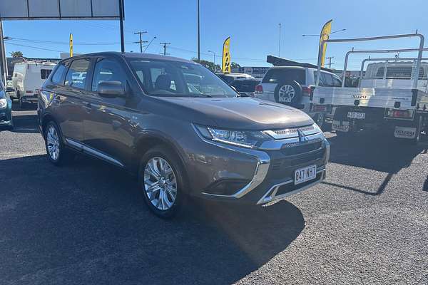 2021 Mitsubishi OUTLANDER ES ZL