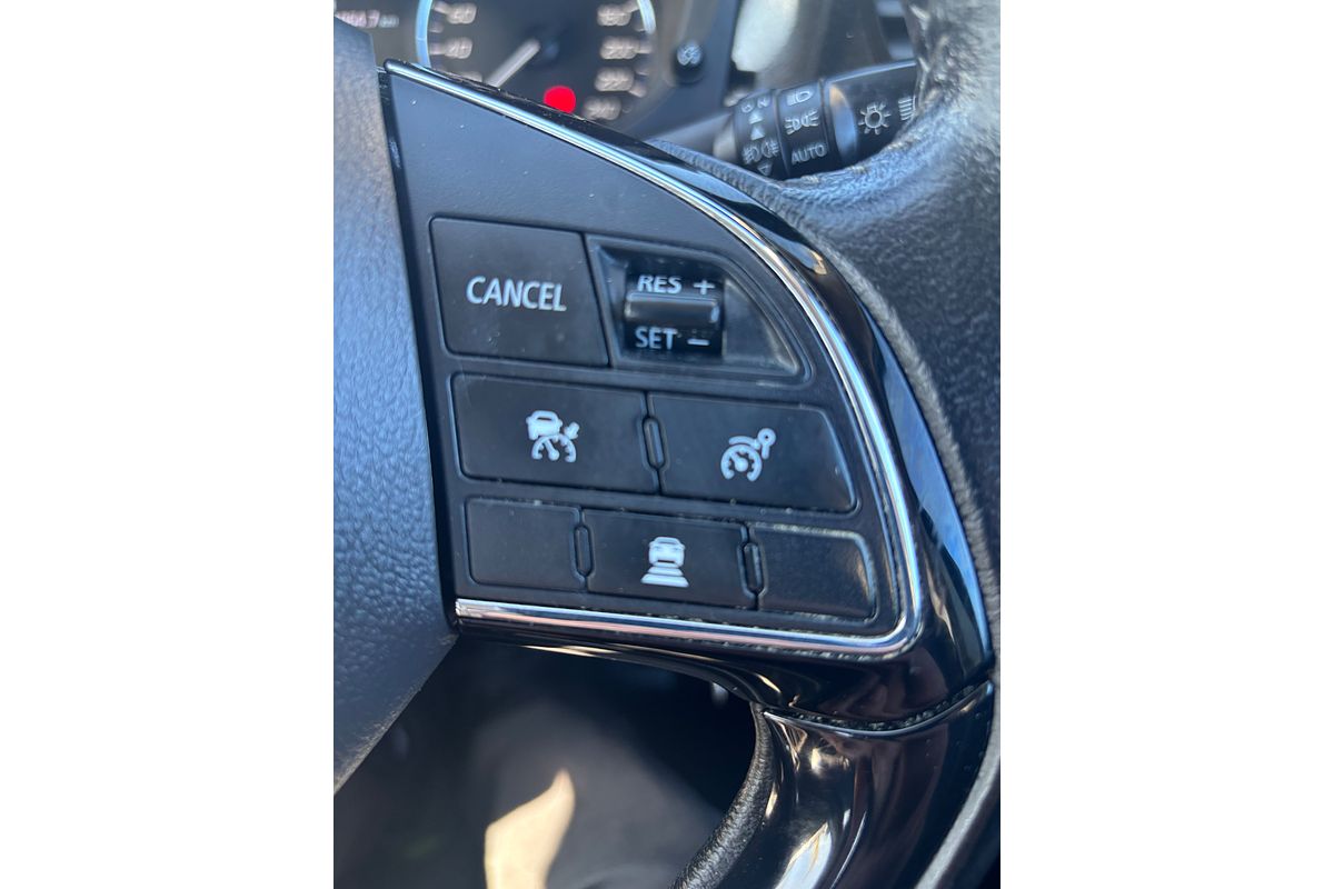 2021 Mitsubishi OUTLANDER ES ZL