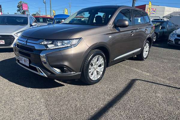 2021 Mitsubishi OUTLANDER ES ZL