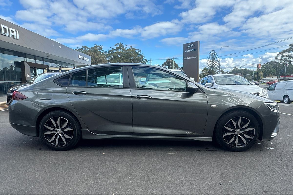 2018 Holden Commodore RS-V ZB