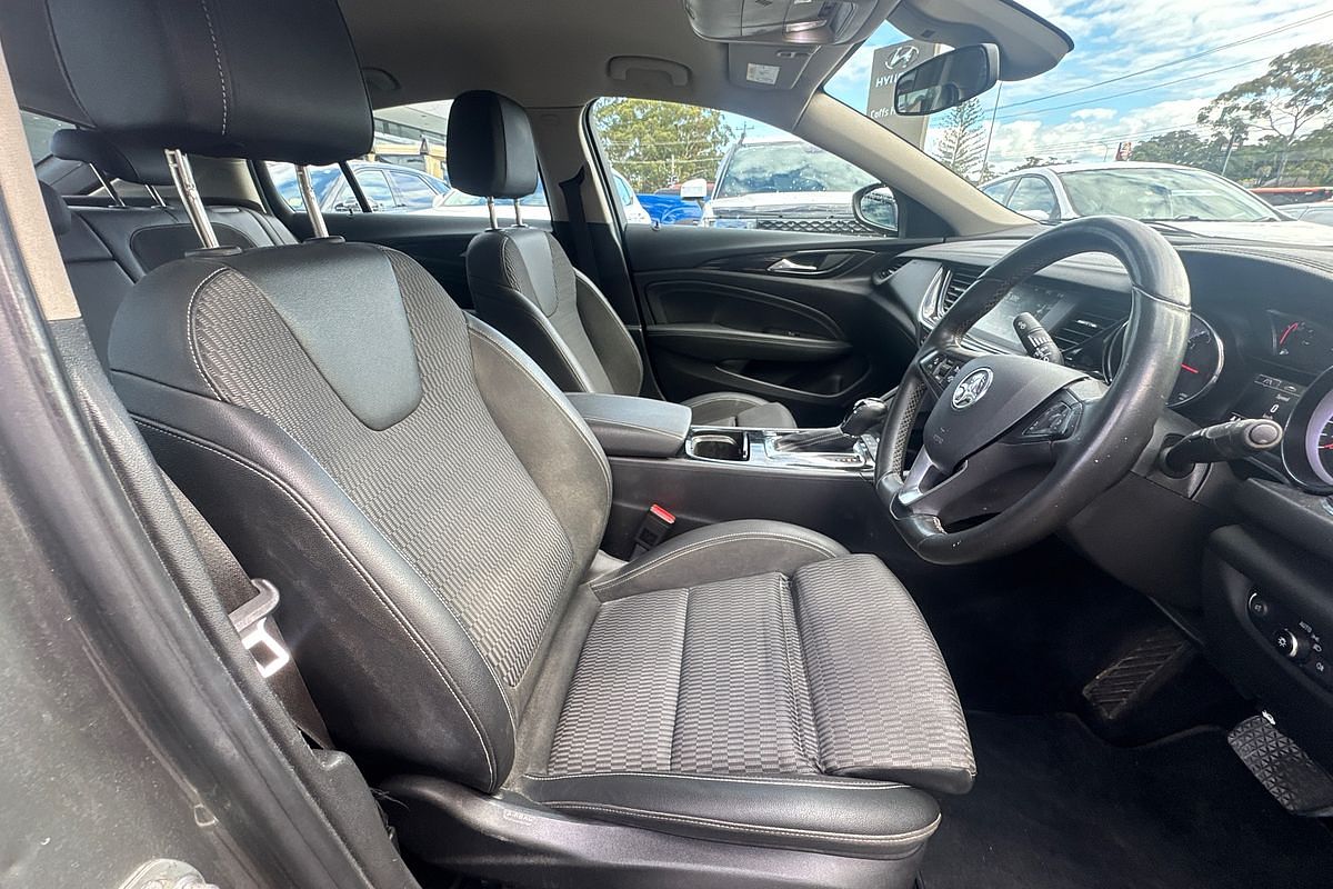 2018 Holden Commodore RS-V ZB