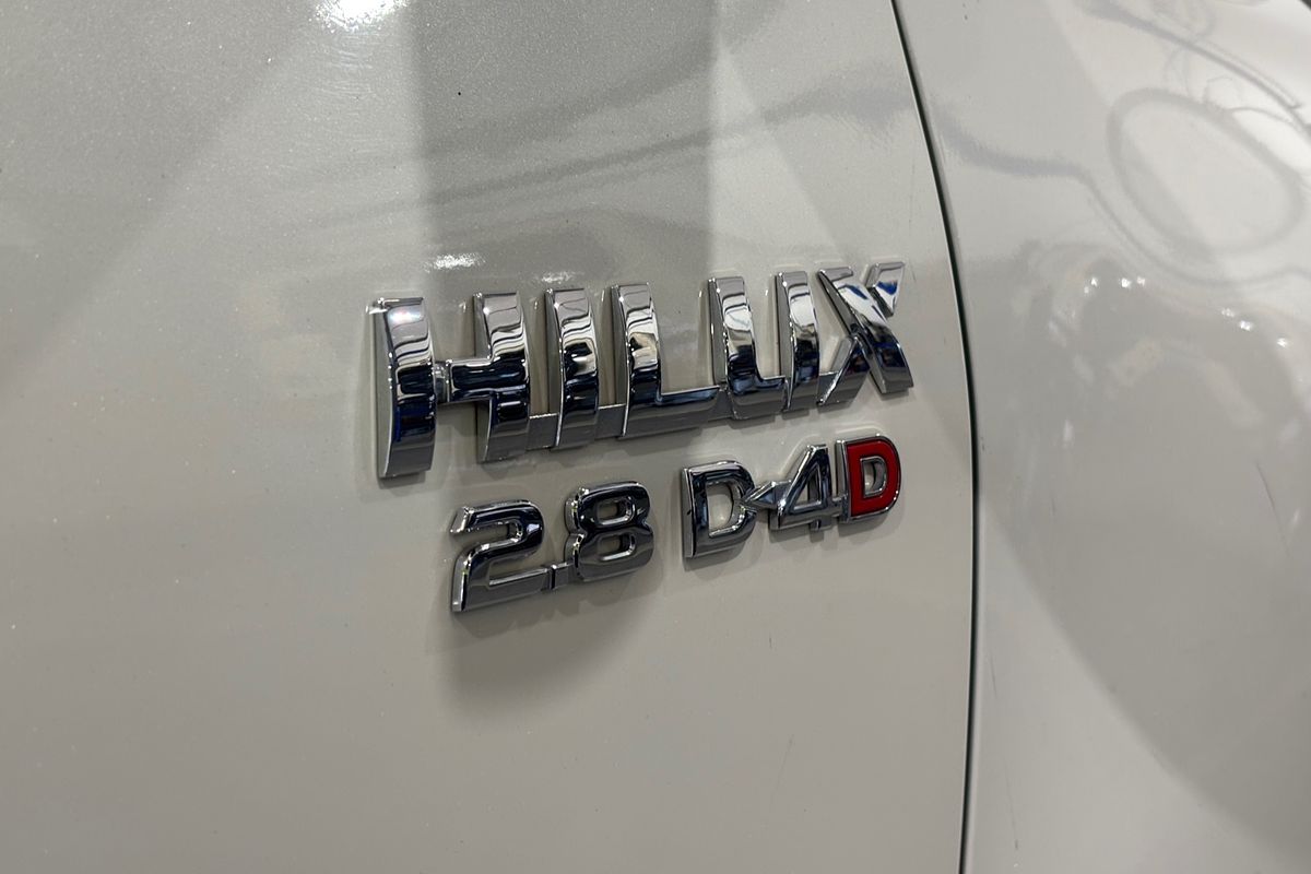 2021 Toyota Hilux SR5 GUN126R
