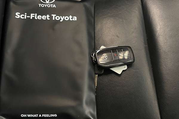 2021 Toyota Hilux SR5 GUN126R