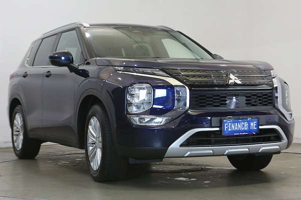 2024 Mitsubishi Outlander LS ZM