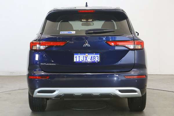 2024 Mitsubishi Outlander LS ZM