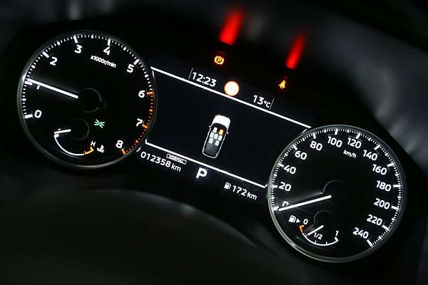 2024 Mitsubishi Outlander LS ZM