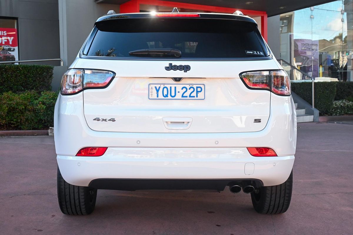2022 Jeep Compass S-Limited M6