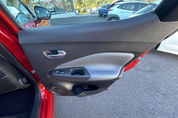 2021 Nissan JUKE ST-L F16