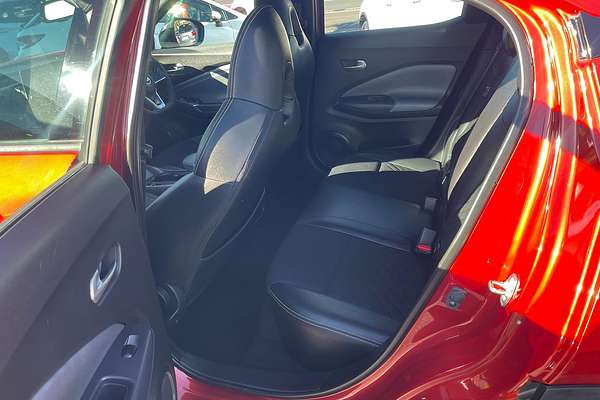 2021 Nissan JUKE ST-L F16