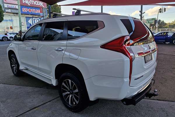2016 Mitsubishi Pajero Sport GLS QE