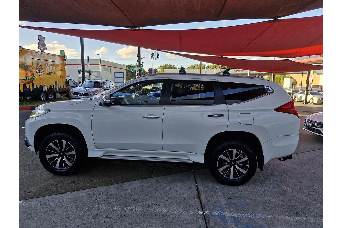 2016 Mitsubishi Pajero Sport GLS QE