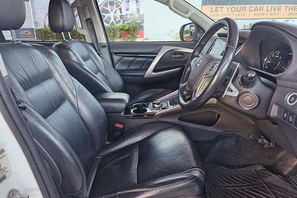 2016 Mitsubishi Pajero Sport GLS QE