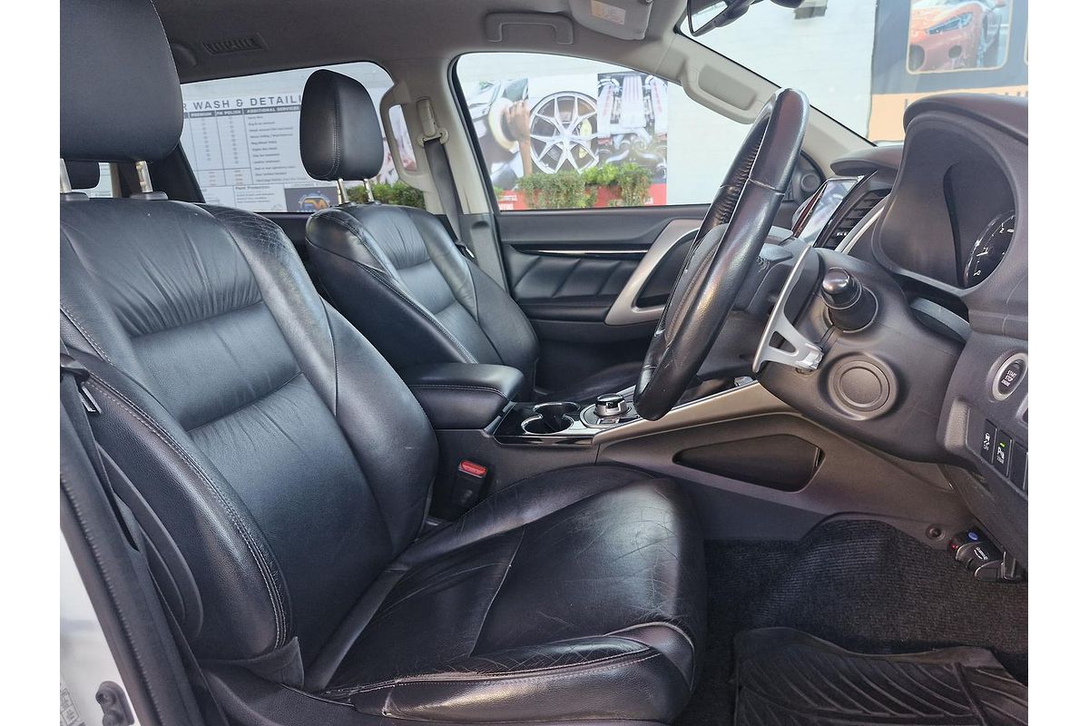 2016 Mitsubishi Pajero Sport GLS QE