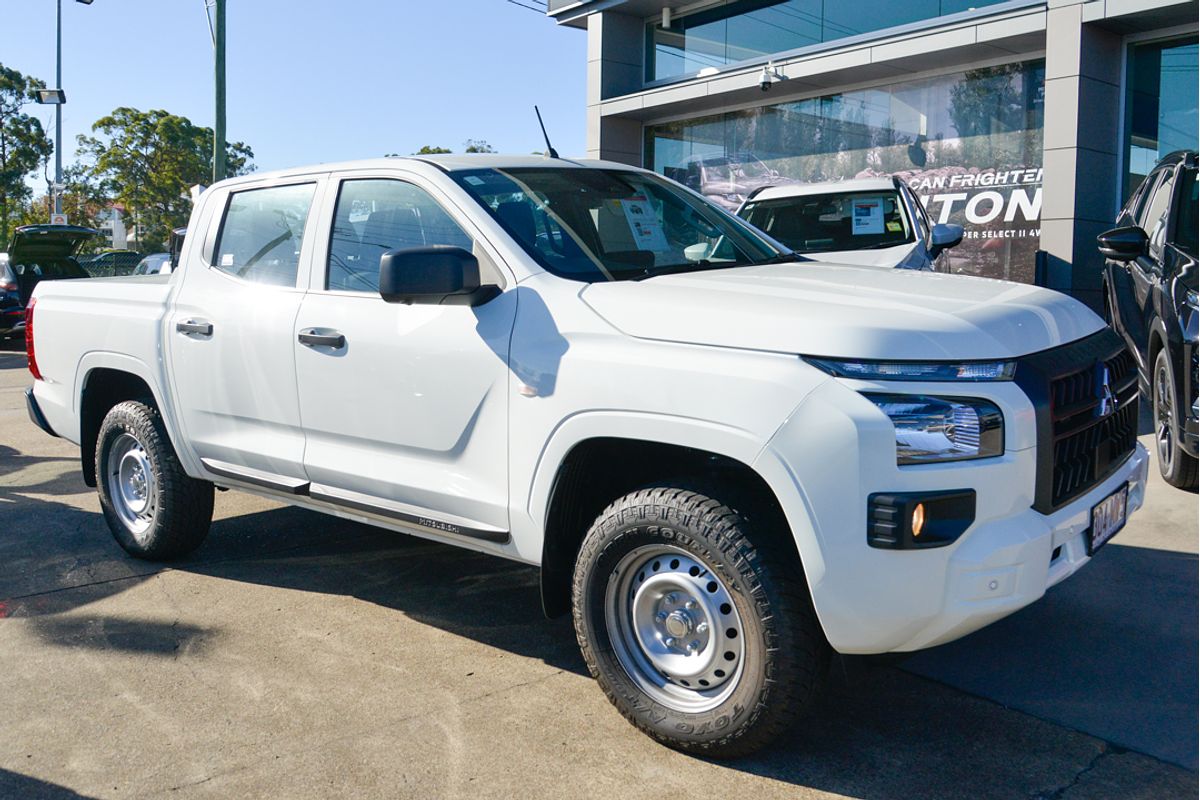 2024 Mitsubishi Triton GLX MV 4X4