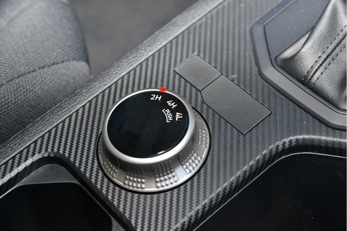 2024 Mitsubishi Triton GLX MV 4X4