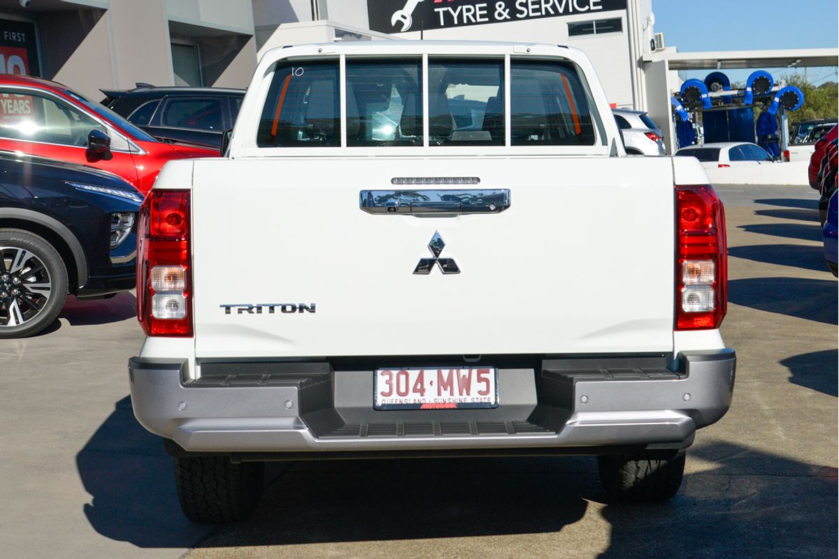 2024 Mitsubishi Triton GLX MV 4X4