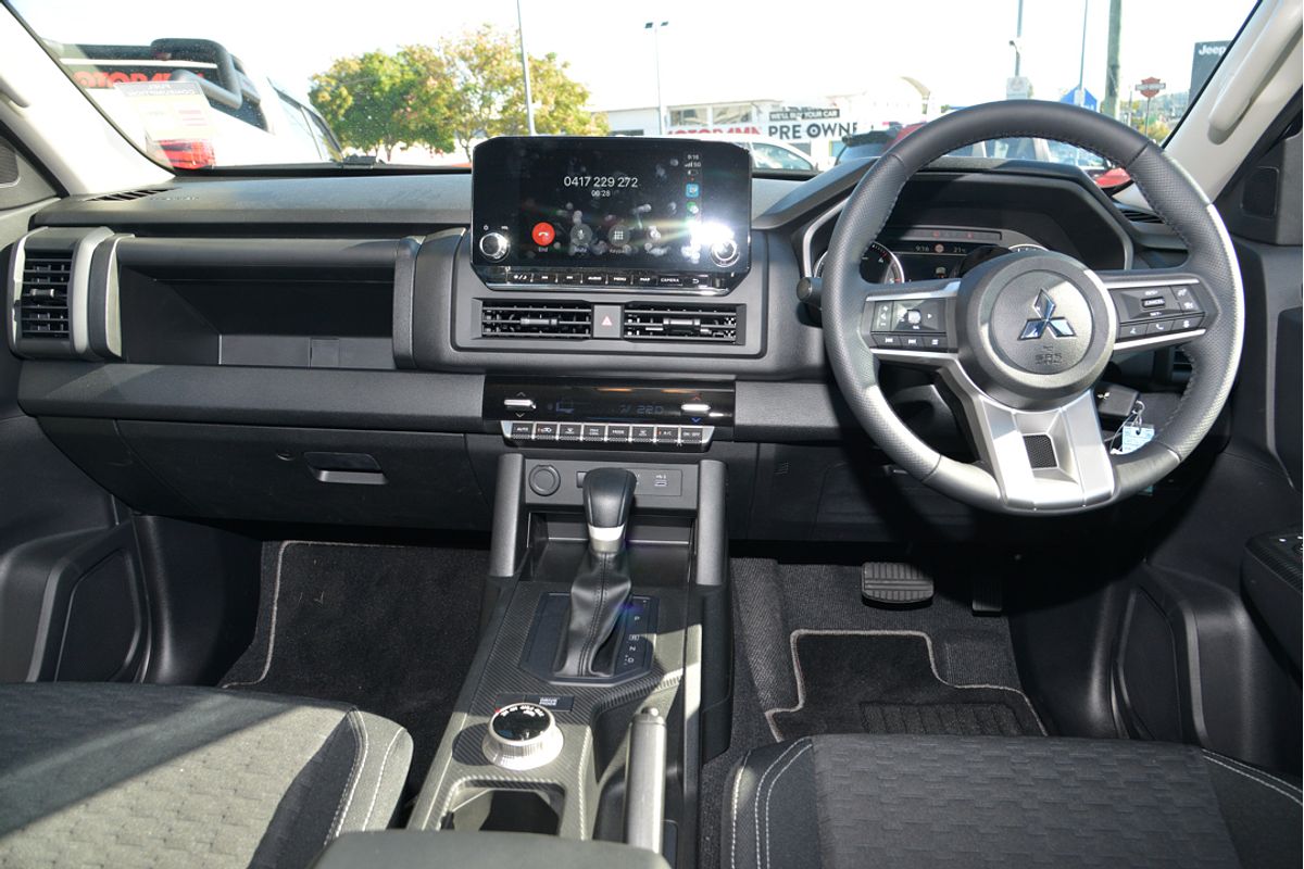 2024 Mitsubishi Triton GLX-R MV 4X4
