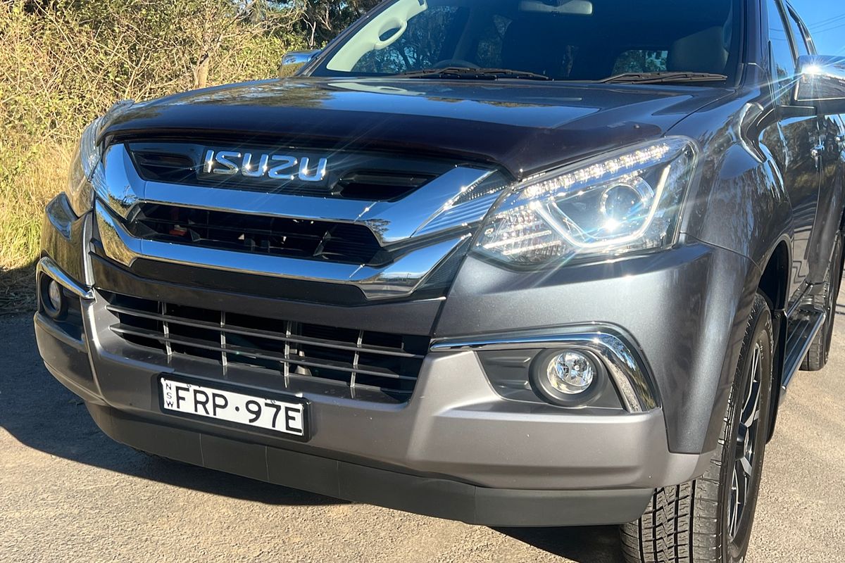 2019 Isuzu MU-X LS-T