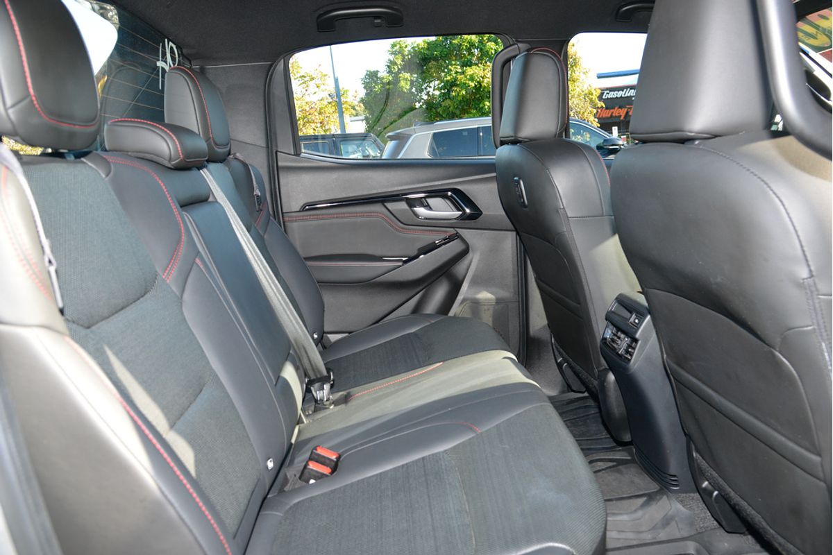 2022 Isuzu D-MAX X-TERRAIN 4X4