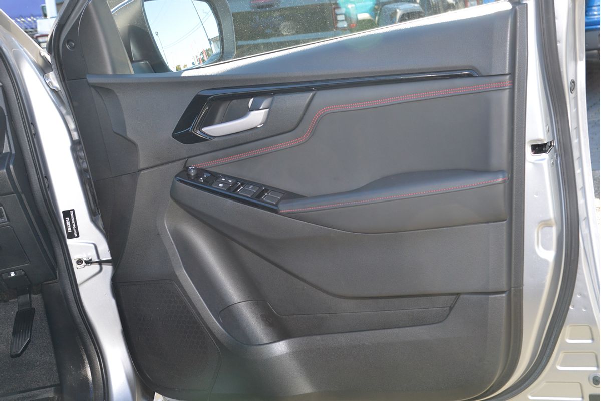 2022 Isuzu D-MAX X-TERRAIN 4X4