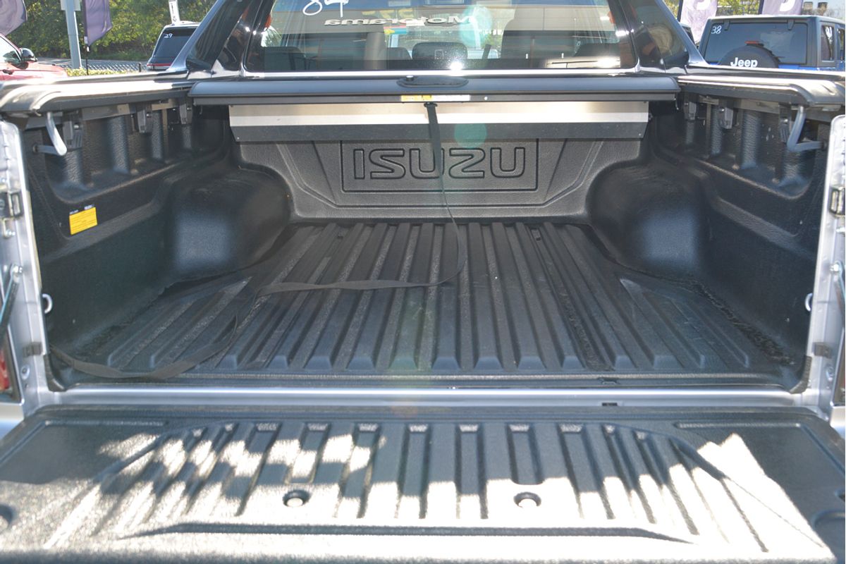 2022 Isuzu D-MAX X-TERRAIN 4X4