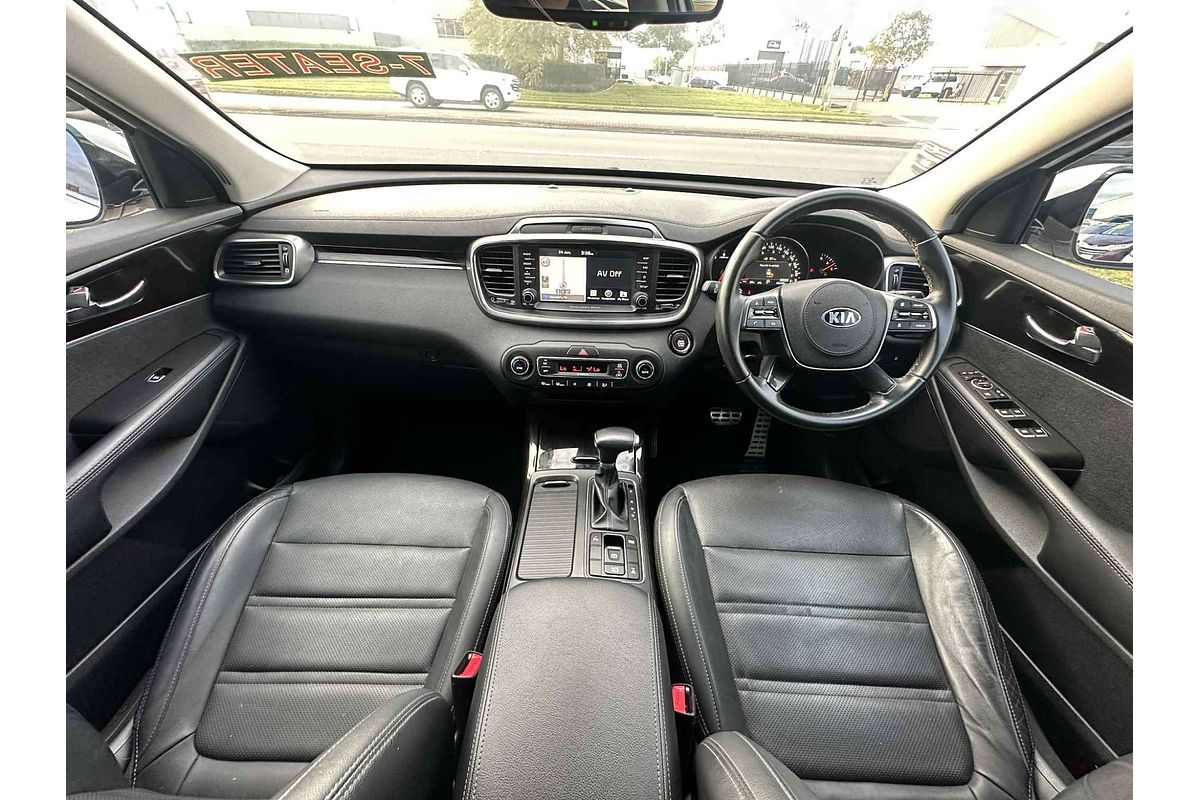 2019 Kia Sorento SLi UM