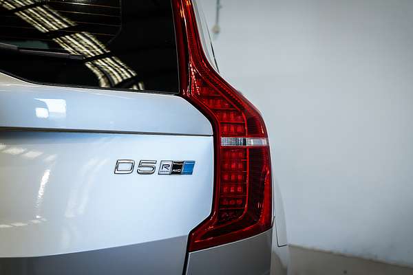 2017 Volvo XC90 D5 R-Design