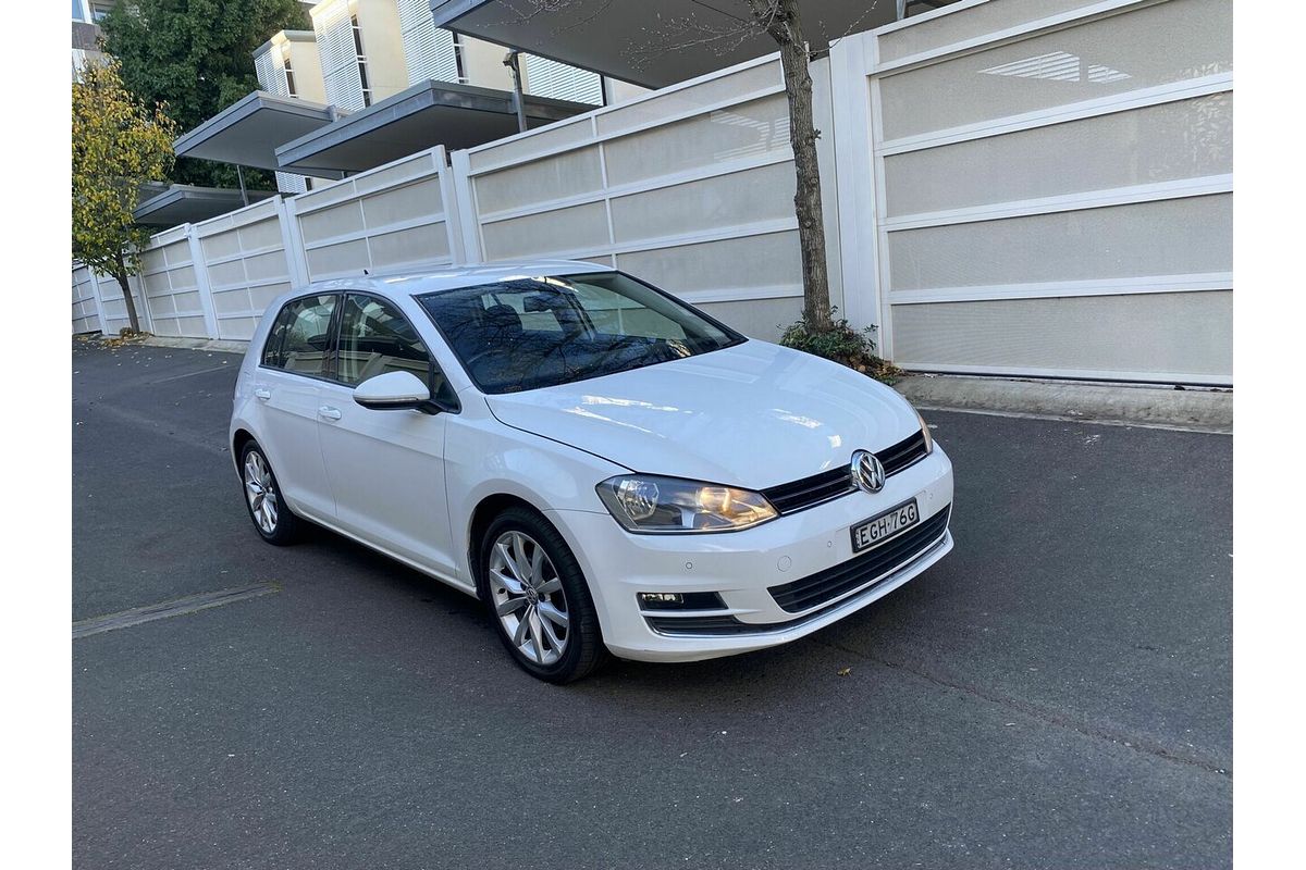2014 Volkswagen Golf 103TSI Highline 7
