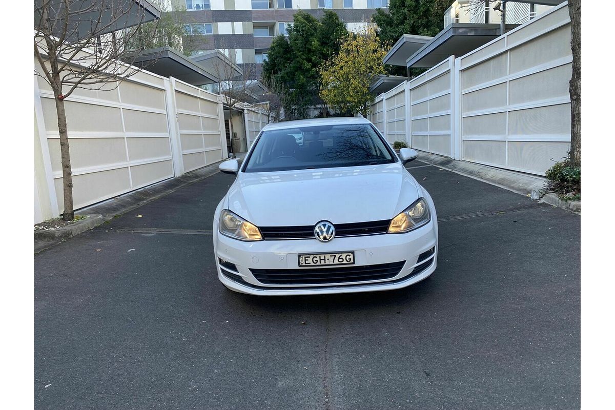 2014 Volkswagen Golf 103TSI Highline 7