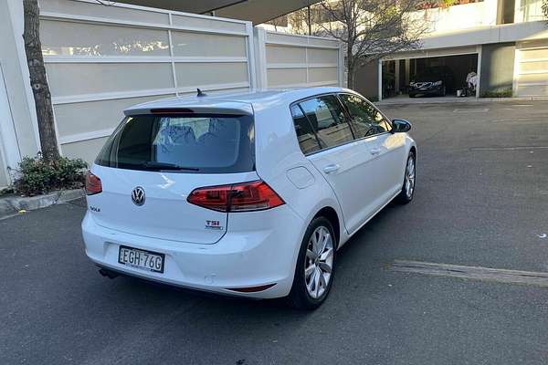 2014 Volkswagen Golf 103TSI Highline 7