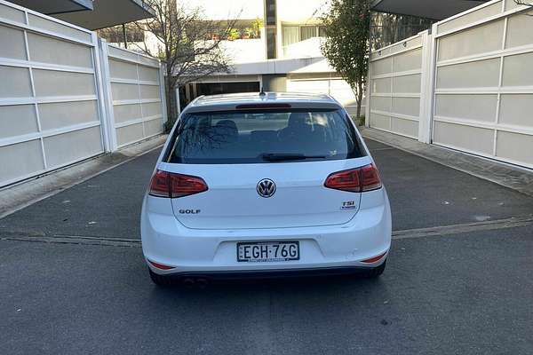 2014 Volkswagen Golf 103TSI Highline 7