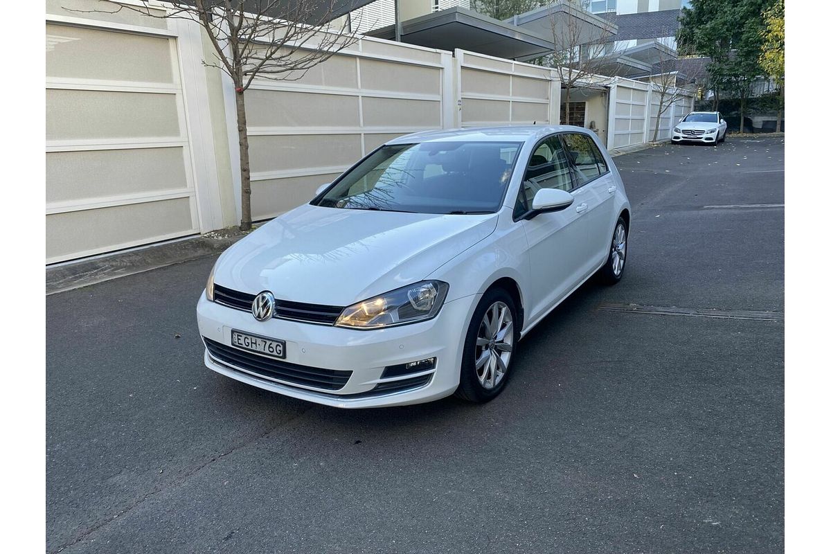 2014 Volkswagen Golf 103TSI Highline 7