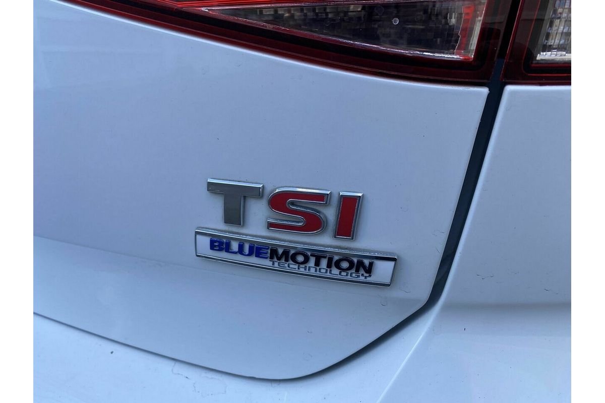 2014 Volkswagen Golf 103TSI Highline 7
