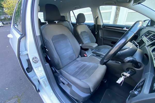 2014 Volkswagen Golf 103TSI Highline 7