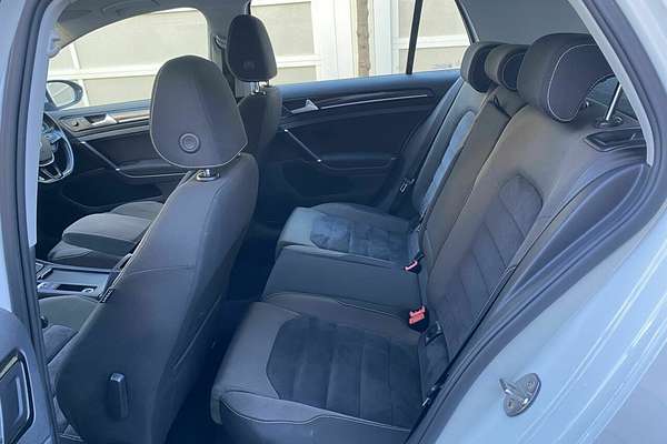 2014 Volkswagen Golf 103TSI Highline 7