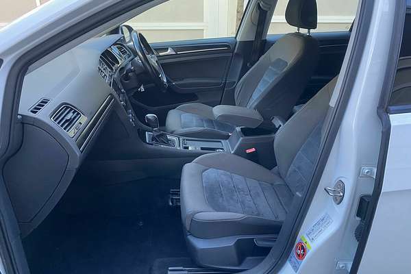 2014 Volkswagen Golf 103TSI Highline 7