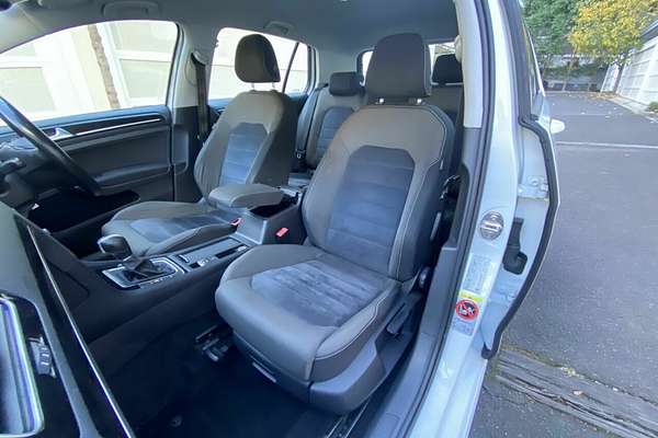 2014 Volkswagen Golf 103TSI Highline 7