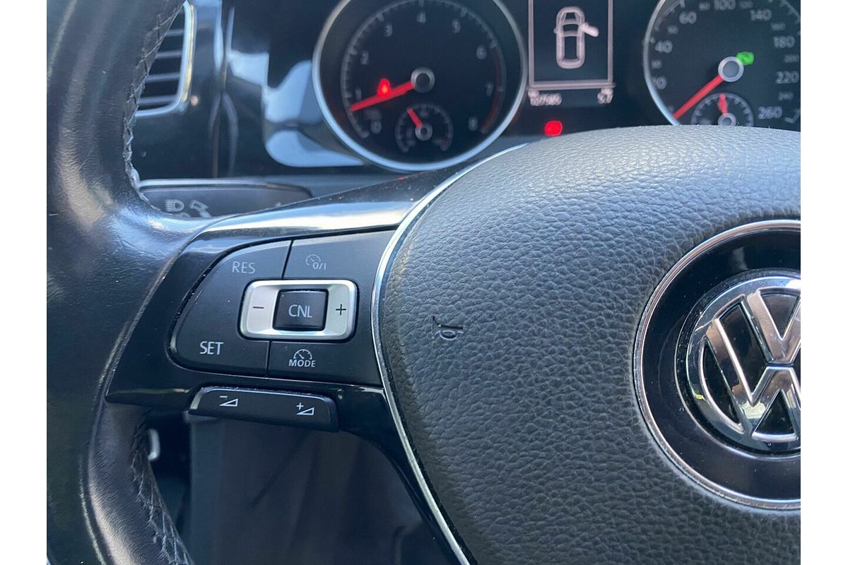 2014 Volkswagen Golf 103TSI Highline 7