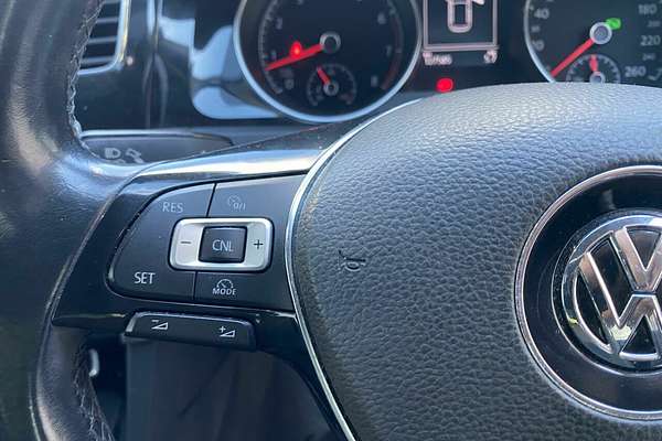 2014 Volkswagen Golf 103TSI Highline 7