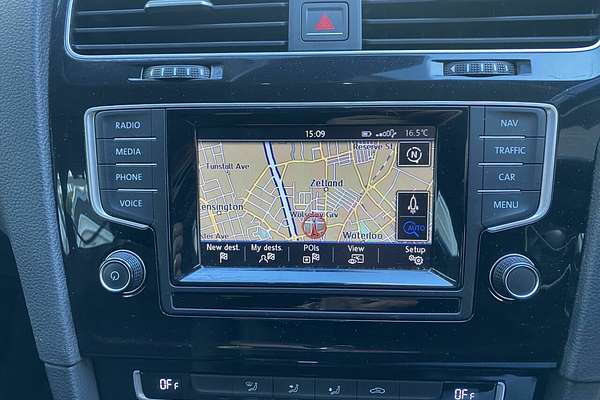 2014 Volkswagen Golf 103TSI Highline 7