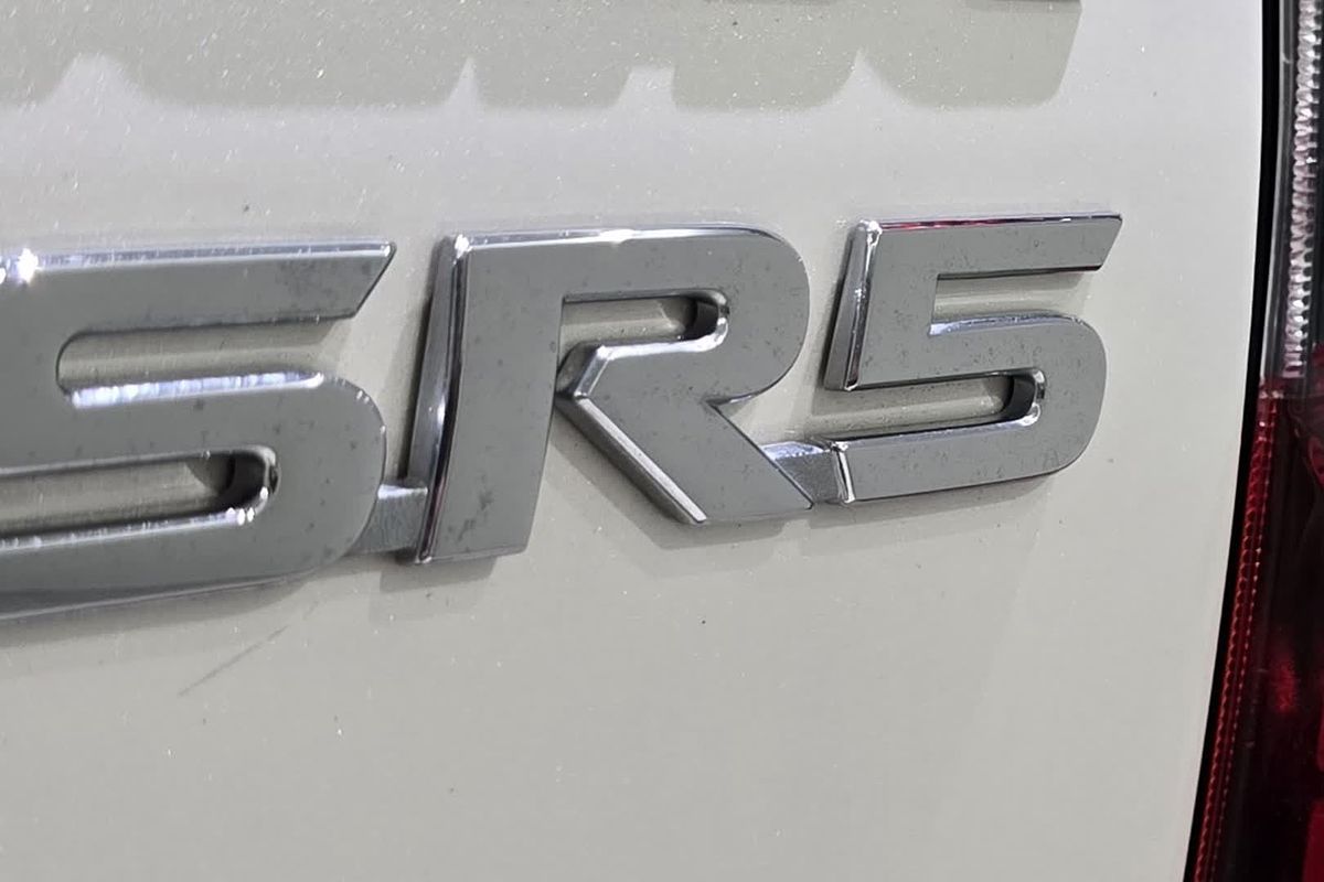 2021 Toyota Hilux SR5 GUN126R 4X4