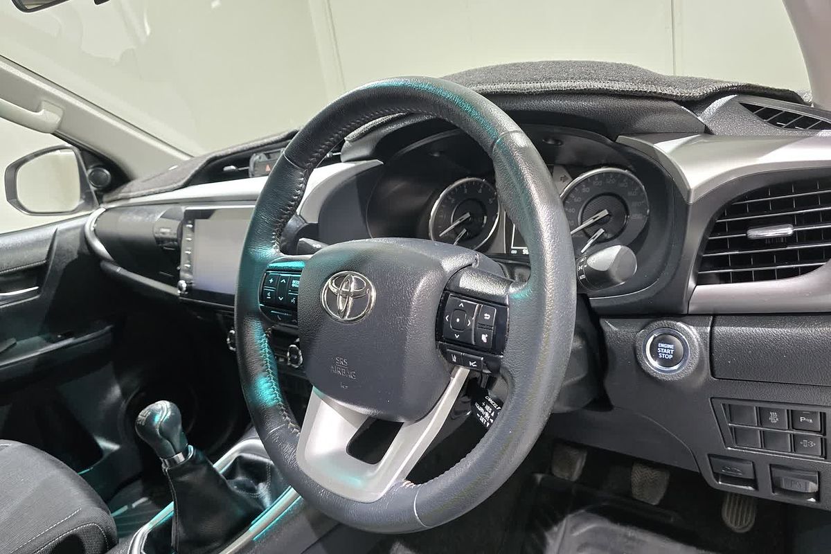 2021 Toyota Hilux SR5 GUN126R 4X4