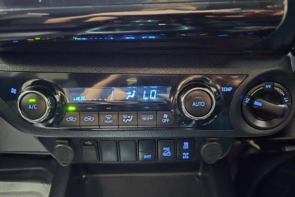 2021 Toyota Hilux SR5 GUN126R 4X4