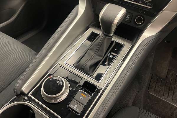 2023 Mitsubishi Pajero Sport GLS QF