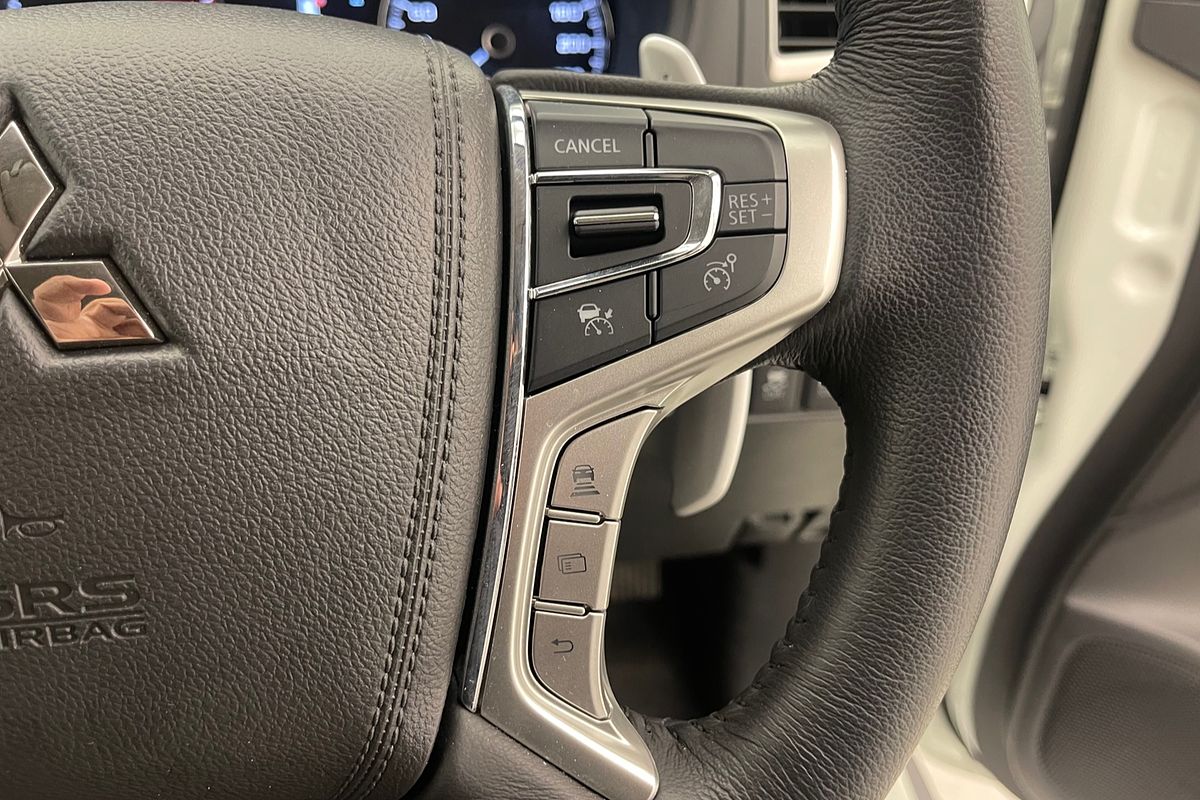 2023 Mitsubishi Pajero Sport GLS QF