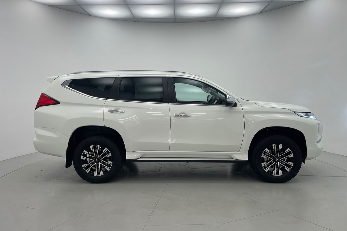 2023 Mitsubishi Pajero Sport GLS QF