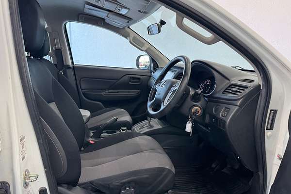 2018 Mitsubishi Triton GLX MR 4X4