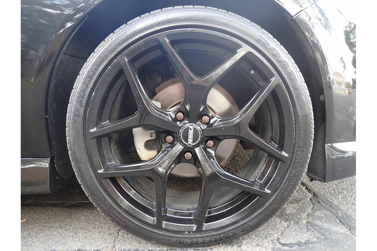 2013 Holden Commodore SV6 VF