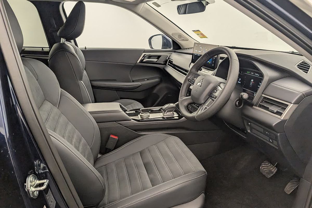 2025 Mitsubishi Outlander Aspire ZM